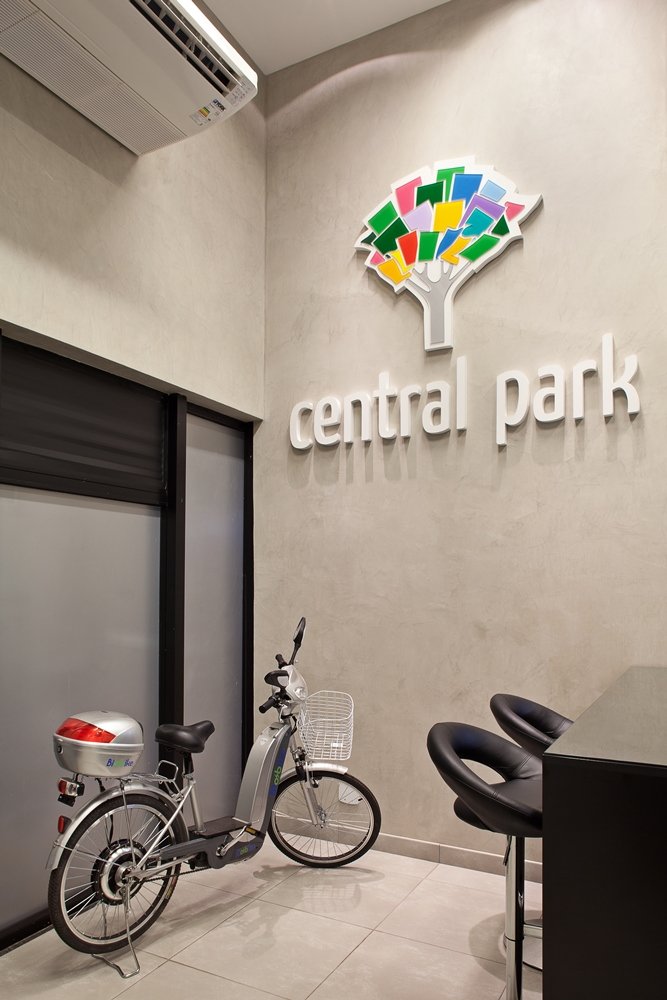 CENTRAL 03